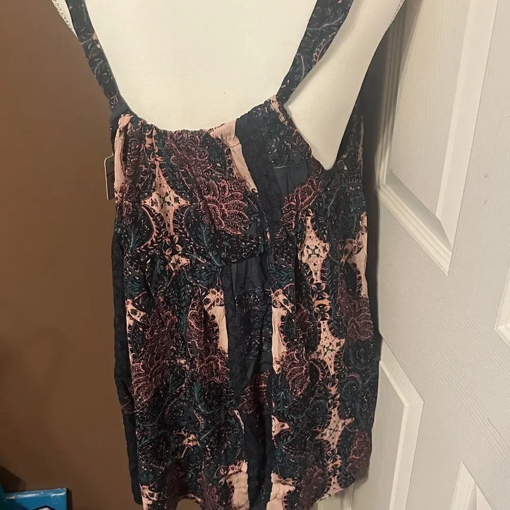 Free people Intimately Top  XSmall/small